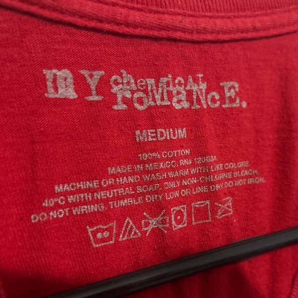 my chemical romance red tshirt women's - Picture 2 of 3